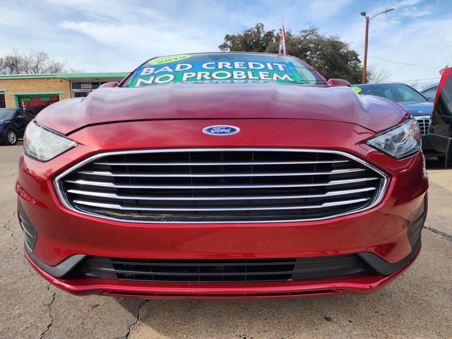 2019 RED Ford Fusion Hybrid SE (3FA6P0LU7KR) , AUTO transmission, located at 2660 S.Garland Avenue, Garland, TX, 75041, (469) 298-3118, 32.885551, -96.655602 - Welcome to DallasAutos4Less, one of the Premier BUY HERE PAY HERE Dealers in the North Dallas Area. We specialize in financing to people with NO CREDIT or BAD CREDIT. We need proof of income, proof of residence, and a ID. Come buy your new car from us today!! This is a 2019 FORD FUSION SE HYBRID - Photo#9